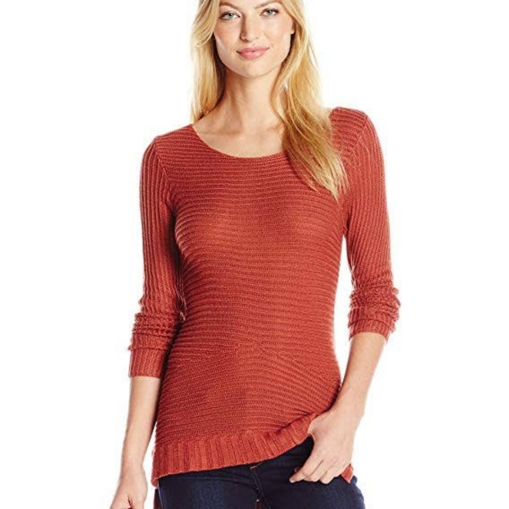 NEW GUESS Glendolyn Sweat